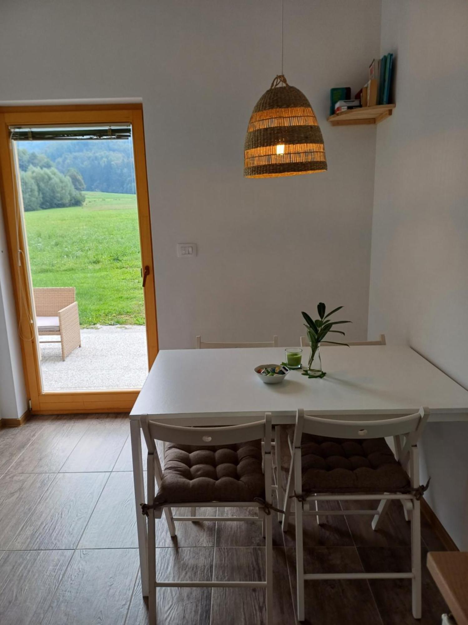 Apartma Pod Pugledom Apartment Ljubljana Bagian luar foto